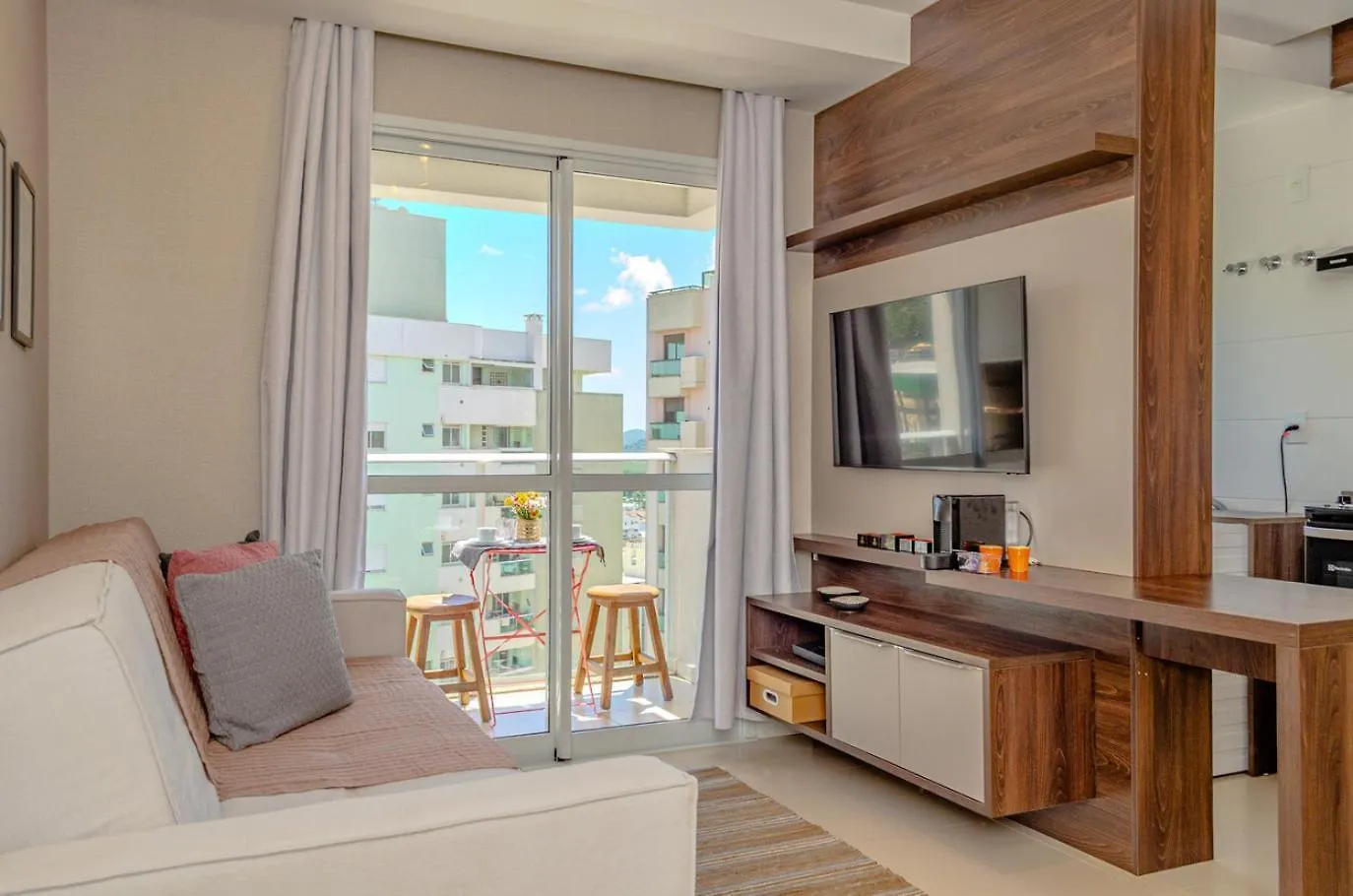 Apartamento Completo Em Trindade, Perto Da Ufsc! Florianópolis