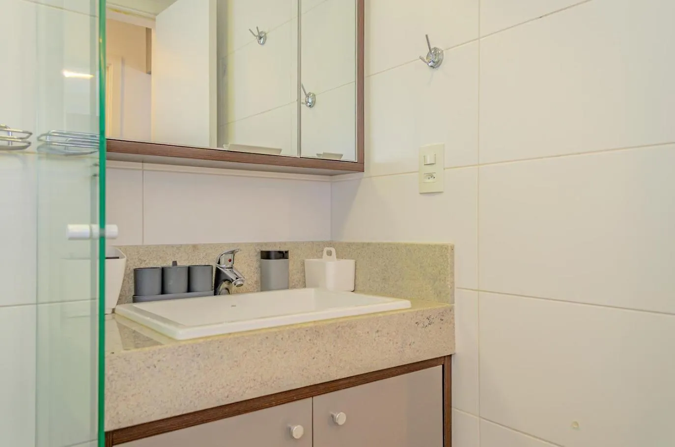 Apartamento Completo Em Trindade, Perto Da Ufsc! Florianópolis